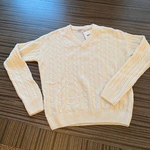 Women's cable knit v-neck white sweater, wool, US size 4 - from Subdued